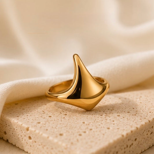 Vyelle | Vela Ring