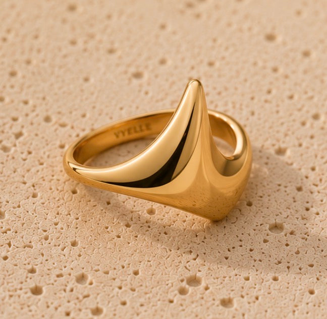 Vyelle | Vela Ring